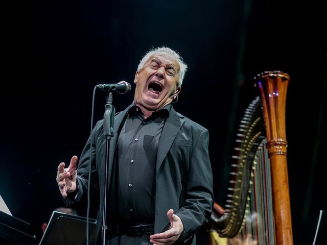 Víctor Manuel, apoteósico concierto en el Wizink Center de Madrid