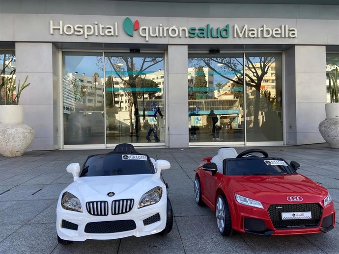 La Navidad se adelanta en Quirónsalud Marbella con el regalo de coches eléctricos para pacientes de Pediatría