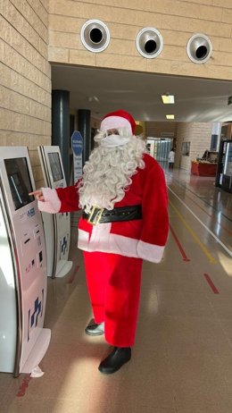 Papá Noel Elige El Hospital De Calahorra Para Revisar Su Estado De Salud Antes De Nochebuena