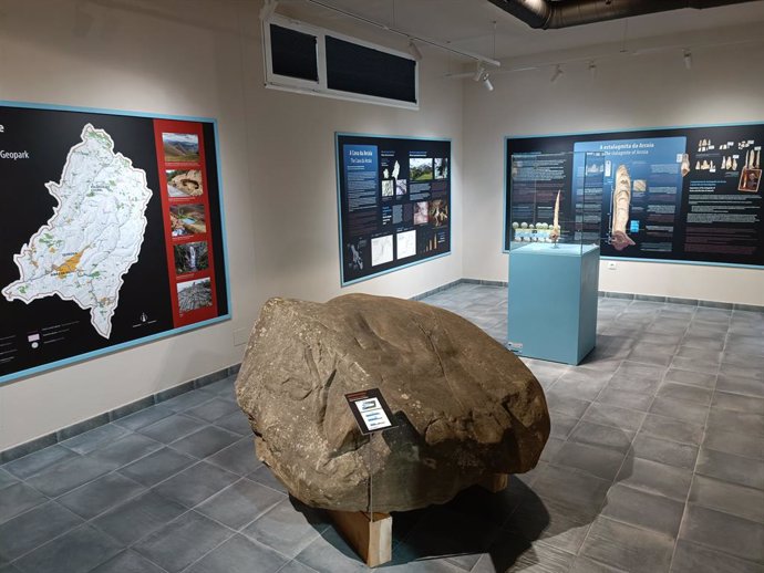 El Geoparque Montañas do Courel engloba los ayuntamientos de Quiroga, Folgoso do Courel y Ribas de Sil, en el sur de la provincia de Lugo, y constituye uno de los grandes valores naturales y culturales de Galicia.