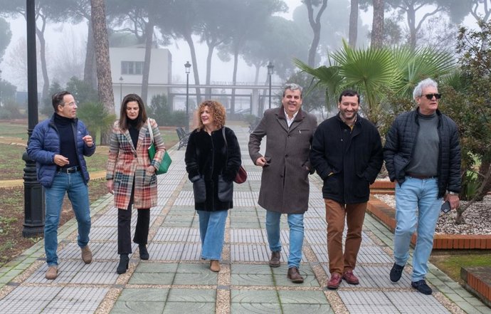 Nota Y Fotos De La Visita De La Presidenta A Hinojos Para Hacer Entrega De Las Inversiones De La Diputación En Municipios Del Condado