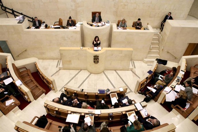 Pleno del Parlamento de Cantabria en el que se han aprobado los Presupuestos autonómicos para 2023