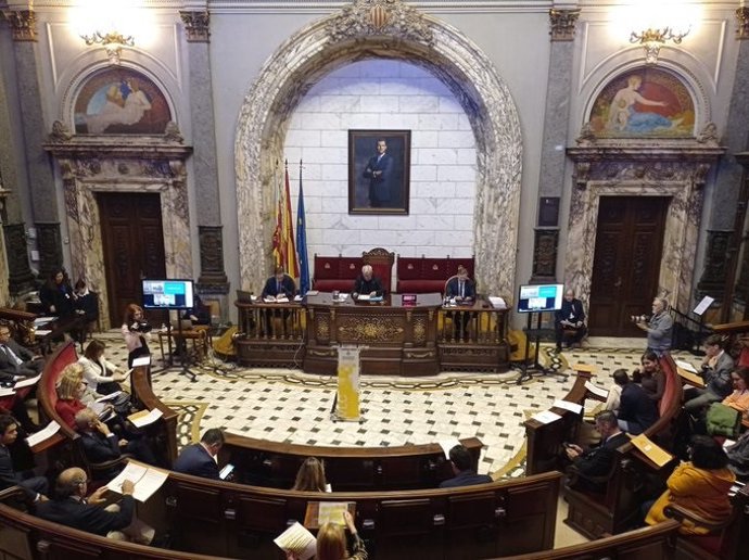 Imagen del pleno ordinario de diciembre celebrado este jueves en el Ayuntamiento de Valncia.