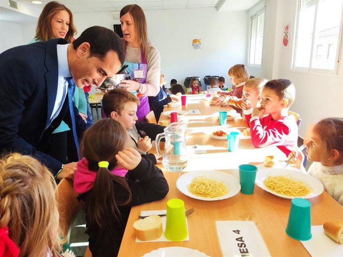 Visita al comedor escolar del CEIP Santa Lucía