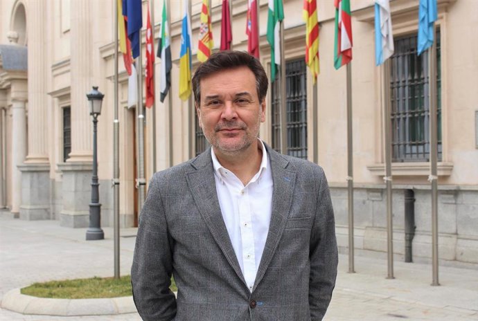 Archivo - El senador socialista por Asturias Francisco Blanco