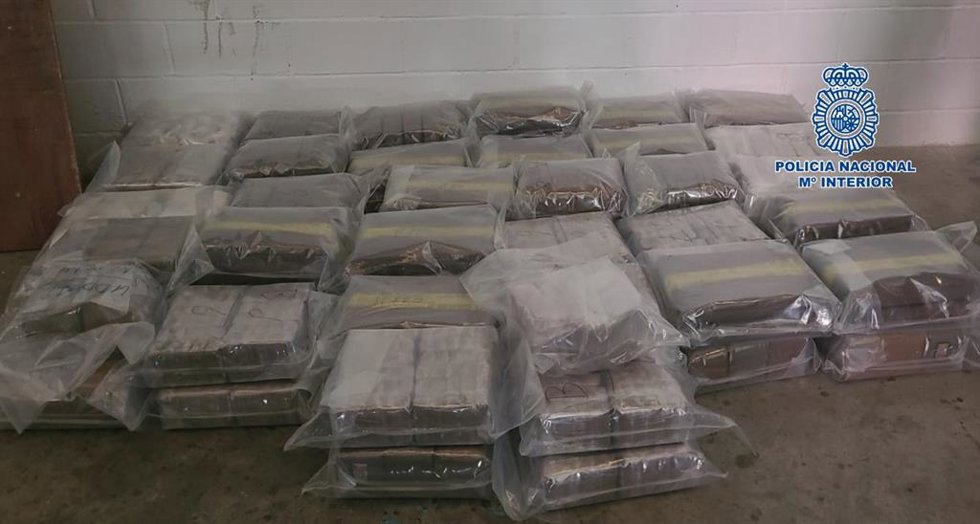 Droga intervenida en una operación policial con cuatro detenidos en Málaga