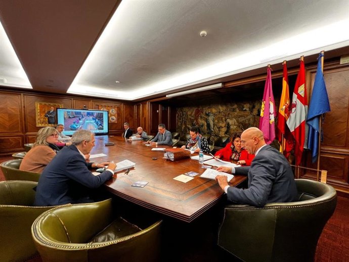 Imagen de la celebración de la Junta de Gobierno Local del Ayuntamiento de León de este viernes.