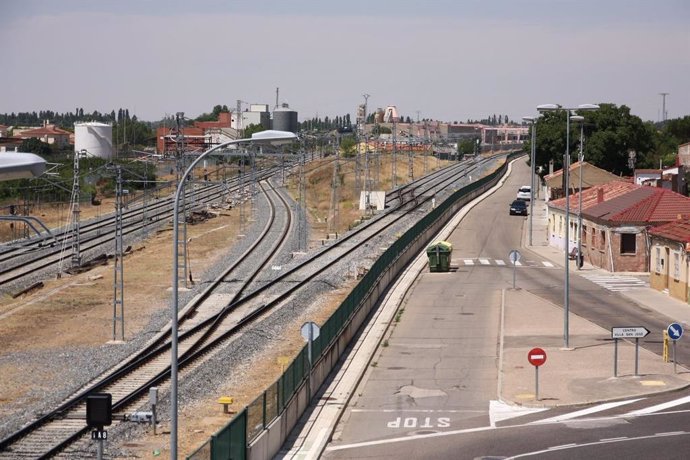 Adif adjudica el tramo Palencia-Palencia Norte de la Alta Velocidad hacia Cantabria por 29 millones.