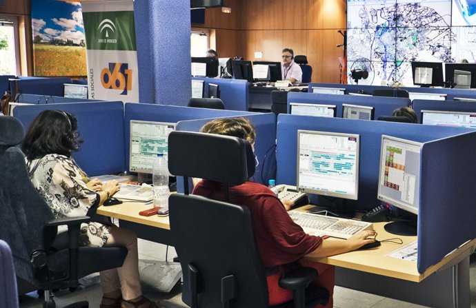 Archivo - Atención telefónica de EPES-061, archivo 