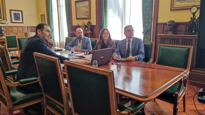 El alcalde de Palencia da a conocer a la delegada del Gobierno las actuaciones solicitadas de  Fondos Europeos.