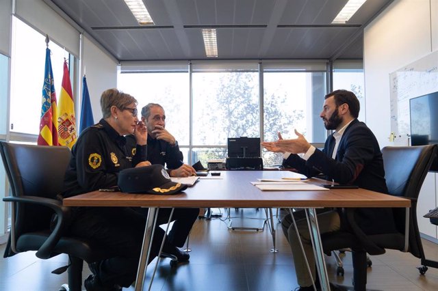 La Policía de la Generalitat activa un operativo especial durante las fiestas navideñas