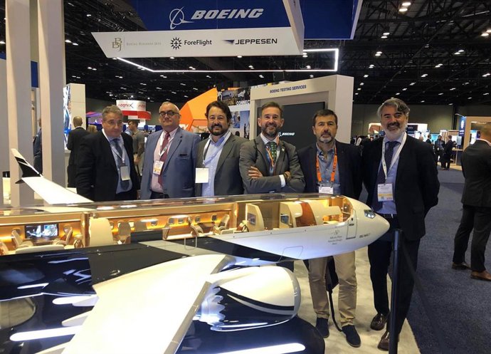 Archivo - Economía.- La Junta respalda al sector aeroespacial andaluz ante los principales contratistas del mundo en EEUU