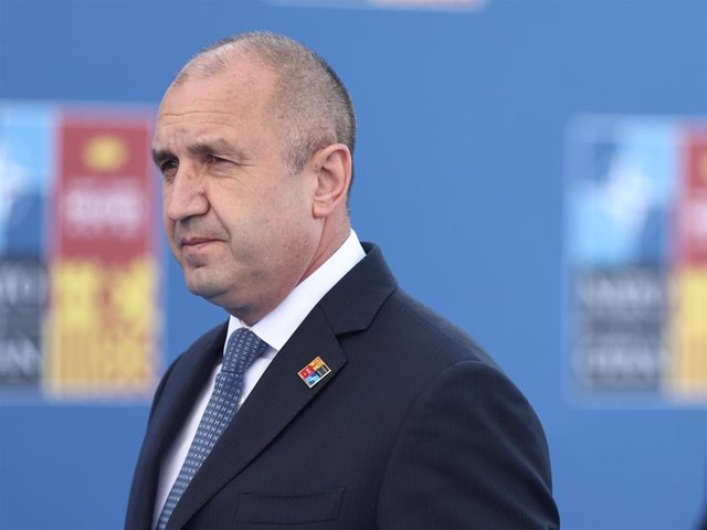 Archivo - El presidente de Bulgaria, Rumen Radev, en la cumbre de la OTAN en Madrid.