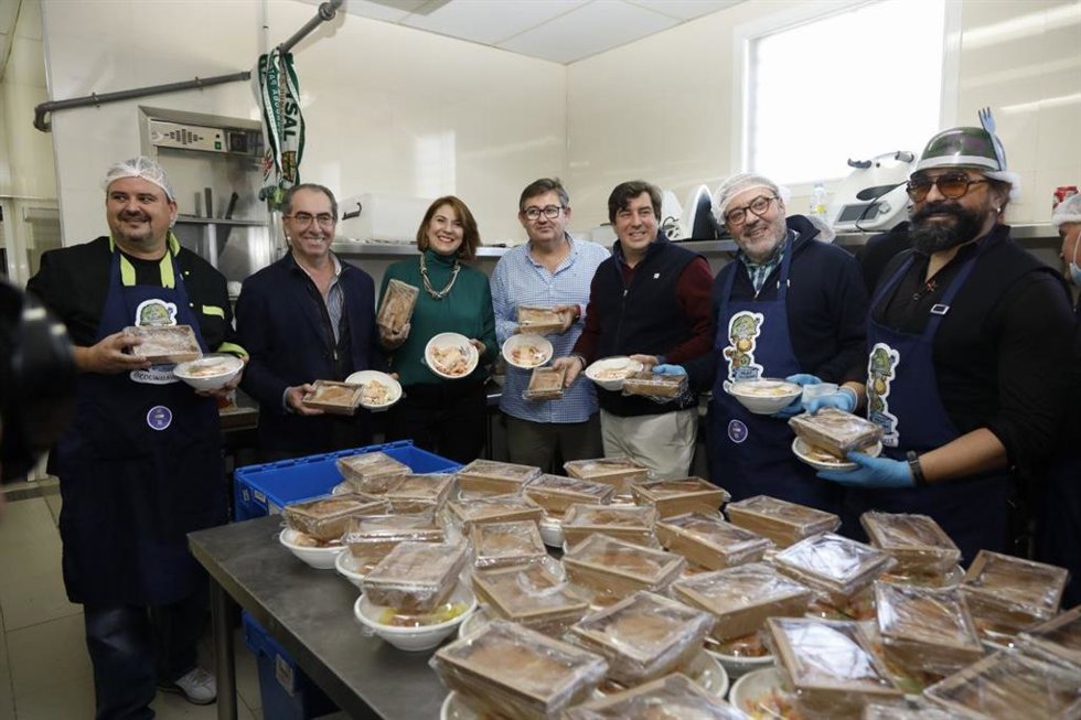 Eva Contador y Antonio Álvarez apoyan la tercera edición del menú solidario que impulsan desde el Club Cocinillas CCF para repartir 500 menús solidarios esta Nochebuena.