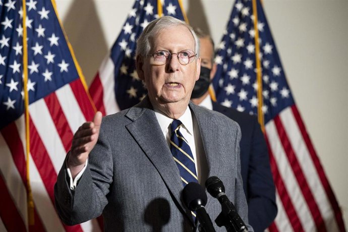 Archivo - El líder de la minoría republicana en el Senado de Estados Unidos, Mitch McConnell.