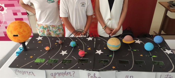 Almería.- Un total de 41 centros educativos almerienses, interesados en el estudio y la investigación aeroespacial 