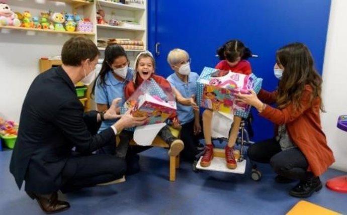 Niños con discapacidad.