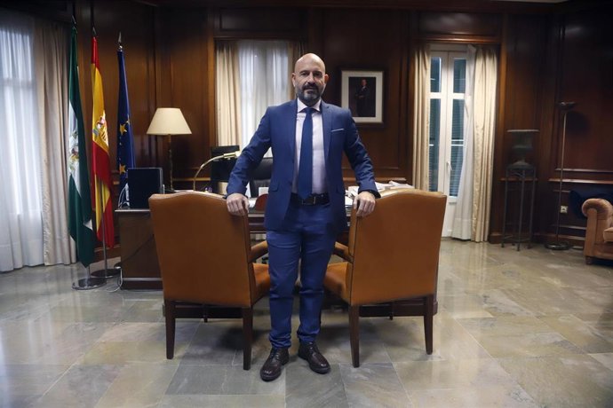 El subdelegado del Gobierno en Málaga, Javier Salas, en momentos antes de un entrevista con Europa Press.