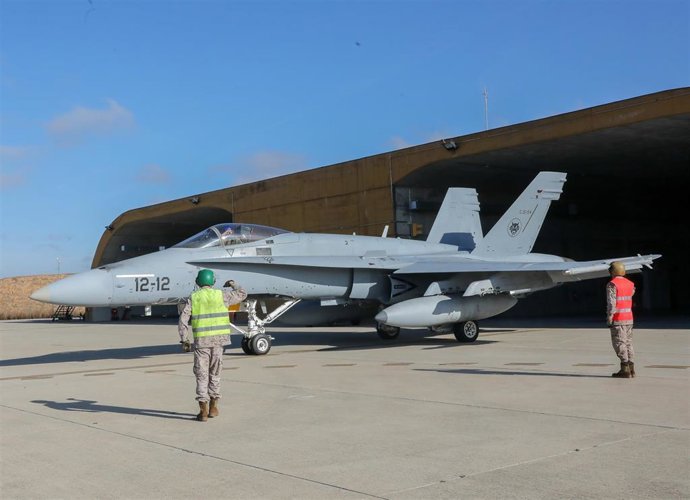 Archivo - Un total de 85 centros educativos de Cádiz, interesados en el estudio y la investigación aeroespacial.