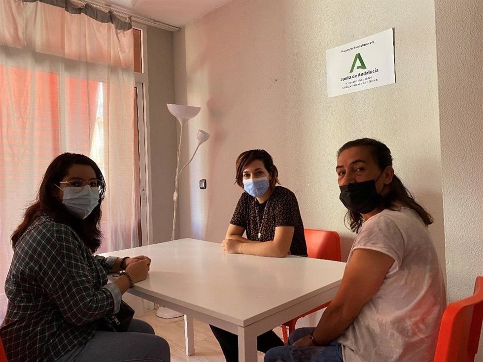 Arrabal-AID valora ampliación de plazas de atención a mujeres víctimas del sinhogarismo