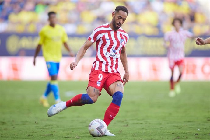 Archivo - El jugador del Wolves Matheus Cunha 