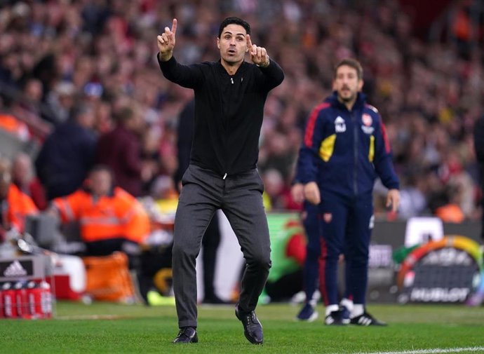Archivo - 23 October 2022, United Kingdom, Southampton: Arsenal manager Mikel Arteta gestures on the touchline during the English Premier League match between Southampton and Arsenal at St Mary's Stadium. Photo: John Walton/PA Wire/dpa