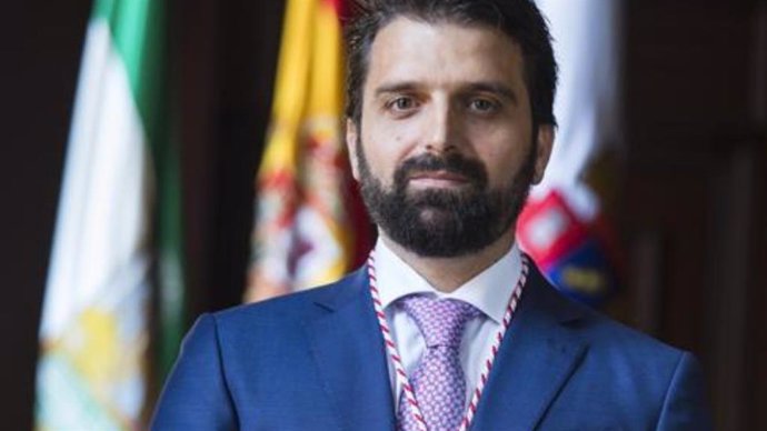 Vox ha designado a Juan Francisco Rojas su candidato al Ayuntamiento de Almería.