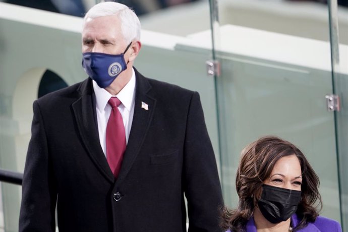 Archivo - January 20, 2021 - Washington, DC, United States: Vice President-elect Kamala Harris and Vice President Mike Pence are seen during the 59th Presidential Inauguration for President-elect Joe Biden and Vice President-elect Kamala Harris on Wedne