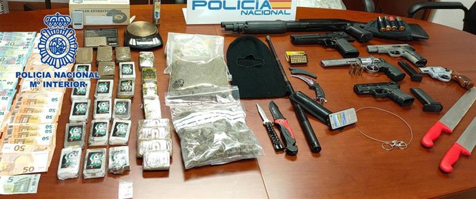 Armas y drogas incautadas