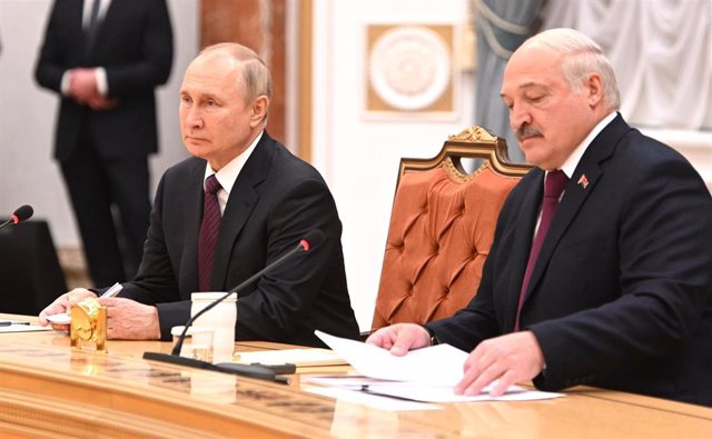 Vladimir Putin y Alexander Lukashenko en MInsk