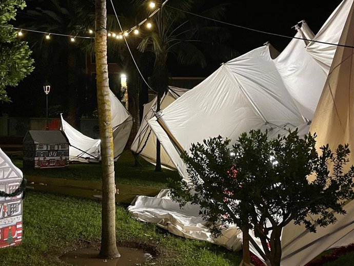 Desperfectos ocasionados por la lluvia y el viento en el Campamento Real de La Laguna