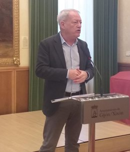 Aurelio Martín, concejal de Medio Ambiente y Movilidad del Ayuntamiento de Gijón