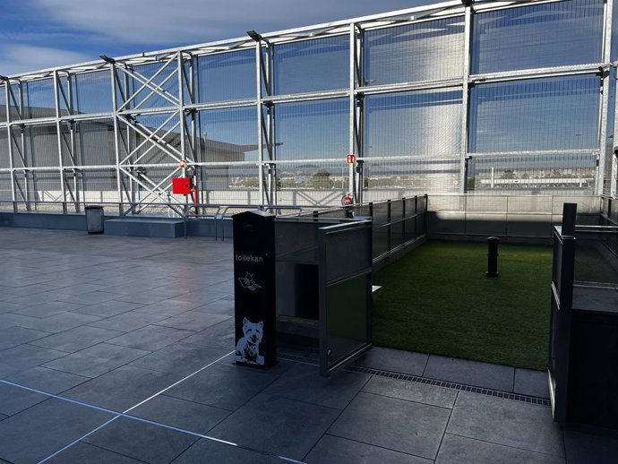 Nova terrassa a la Terminal 2 de l'Aeroport de Barcelona-el Prat
