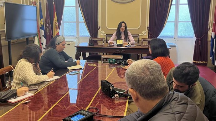 Lola Cazalilla presentando la Cabalgata de Reyes de 2023.