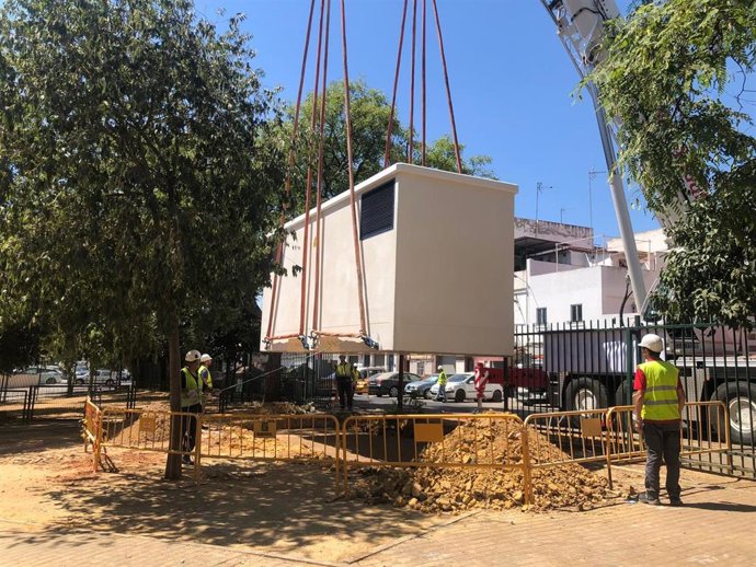 Centro de transformación eléctrico para reforzar zonas afectadas por sobrecargas de la red.