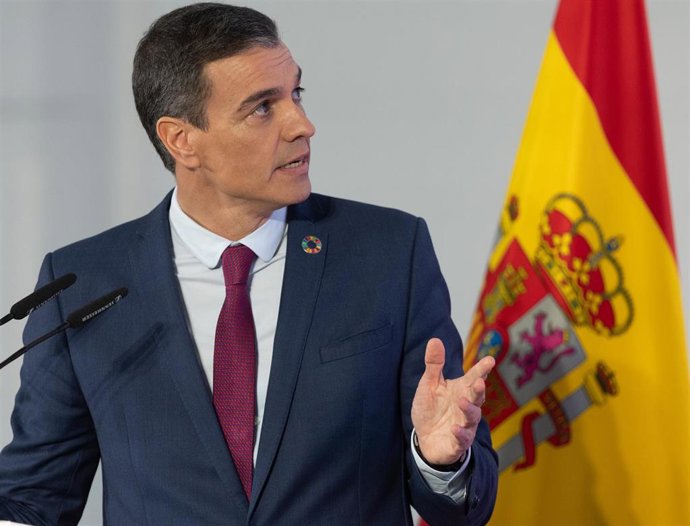 El presidente del Gobierno, Pedro Sánchez, comparece en rueda de prensa tras el último Consejo de Ministros, en el Complejo de la Moncloa, a 27 de diciembre de 2022, en Madrid (España). Durante su comparecencia, Sánchez ha hecho un balance político del 