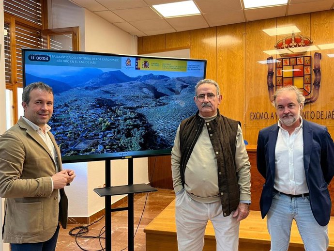 Presentación del proyecto de intervención en Los Cañones