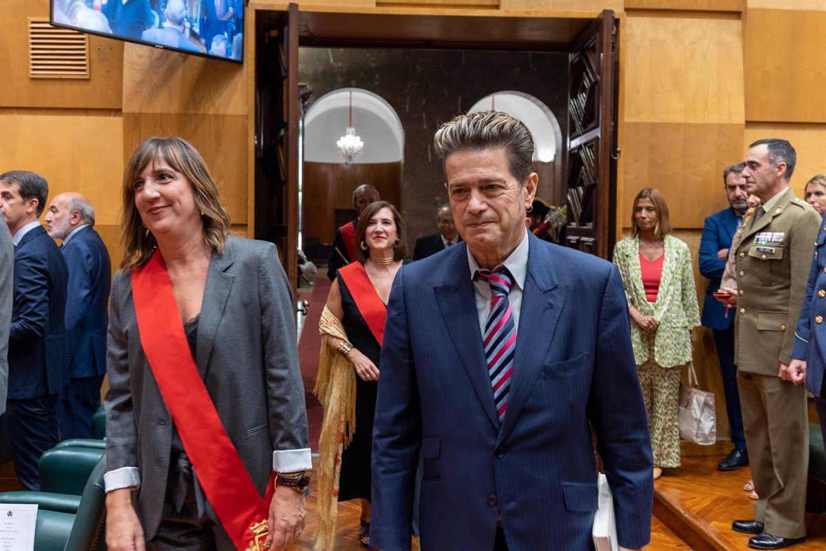 Rosa Montero, José Guirao y Karra Elejalde, entre los destinatarios de las  Medallas de Bellas Artes de 2022