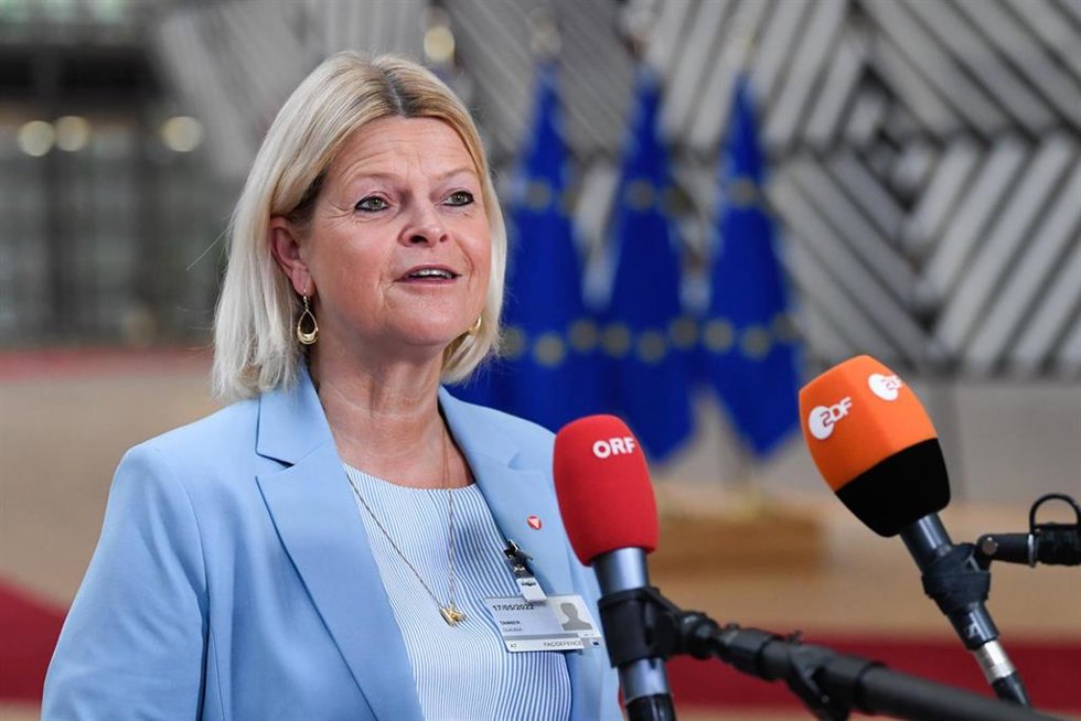 Archivo - La ministra de Defensa de Austria, Klaudia Tanner