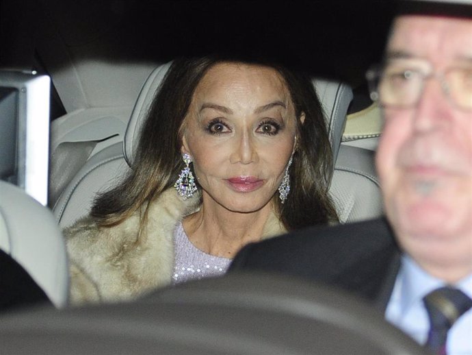 ISABEL PREYSLER EN EL 80 CUMPLEAÑOA DE ALBERTO ALCOCER