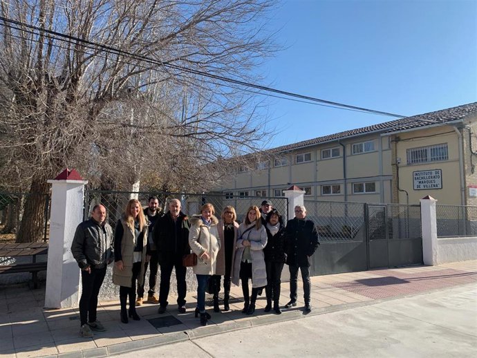 Cargos municipales del PSN se congratulan de la ampliación del instituto de Marcilla.