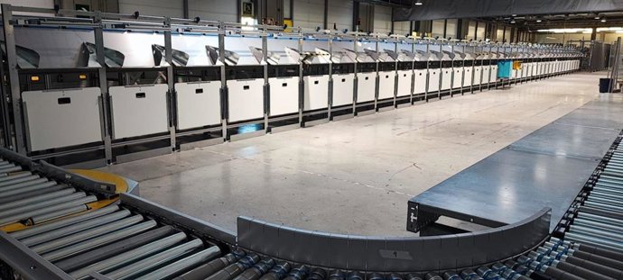 Correos instala en Zaragoza un equipo de clasificación de paquetes hasta 5 kilos