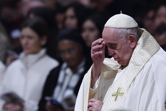 12 December 2022, Vatican, Vatican City: Pope Francis presides over the Holy Mass on the feasts of Our Lady of Guadalupe in the St. Peter's Basilica at the Vatican. Photo: Evandro Inetti/ZUMA Press Wire/dpa