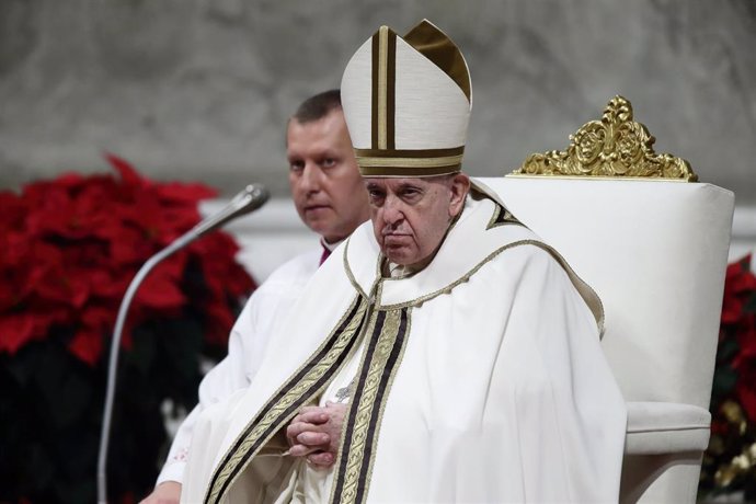 December  24,   2022  - POPE FRANCIS presides Christamans Eve Mass In St. Peter's Basilica at the Vatican.  EvandroInetti_via ZUMA Wire,Image: 746446663, License: Rights-managed, Restrictions: , Model Release: no, Credit line: Evandro Inetti / Zuma Pres