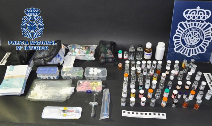 "La Policía Nacional Detiene A Cuatro Personas Por Realizar Tratamientos Estéticos Ilegales Sin Ningún Tipo De Control Sanitario" (Hay Imágenes)