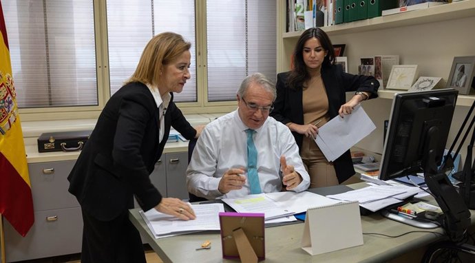 Los senadores de Vox