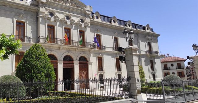 Archivo - Fachada de la Diputación de Jaén.