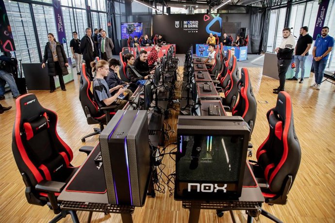 Vista general de una sala de videojuegos en el Campus del Videojuego de Madrid in Game, a 14 de diciembre de 2022