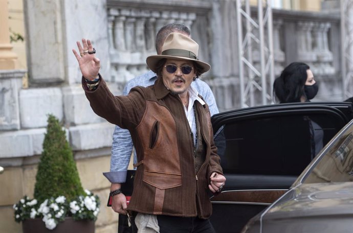 Archivo - El actor Johnny Depp a su salida del hotel María Cristina, a 23 de septiembre de 2021, en San Sebastián, Euskadi (España). Jurado.