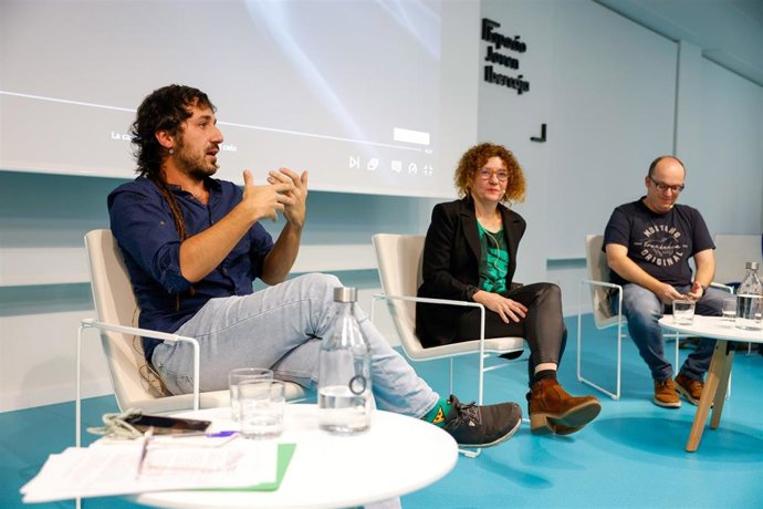 "Series Que Triunfan Con Talento Aragonés" En Espacio Joven De Fundacion Ibercaja